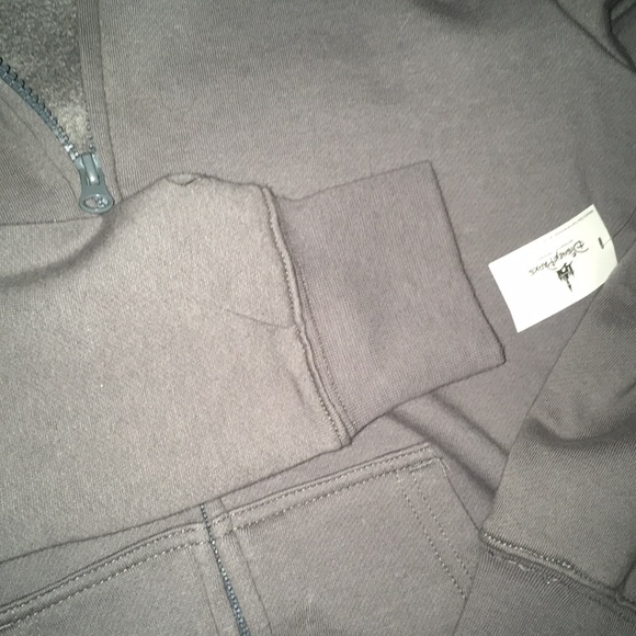 *SOLD* Walt Disney World Magic Kingdom Hoodie - Picture 5 of 5